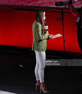 Cassidy Hubbarth feet photo 9