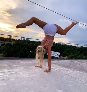 Cassidy Thompson feet photo 20