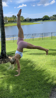 Cassidy Thompson feet photo 10