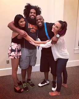 Cassie Arneill feet photo thumbnail