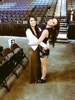 Cassie Arneill feet photo thumbnail