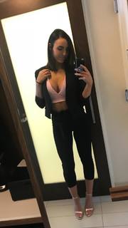 Cassie Arneill feet photo thumbnail