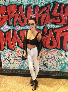 Cassie Arneill feet photo thumbnail