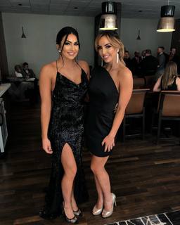 Cassie Arneill feet photo thumbnail