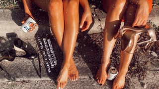 Cassie Arneill feet photo thumbnail