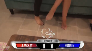 Cassie Arneill feet photo thumbnail