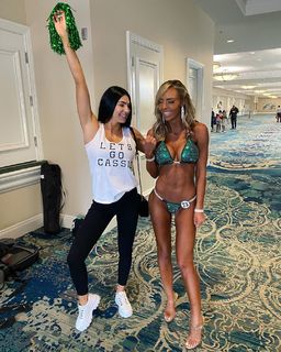 Cassie Arneill feet photo thumbnail