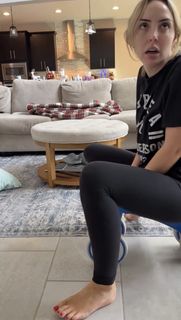Cassie Arneill feet photo 9