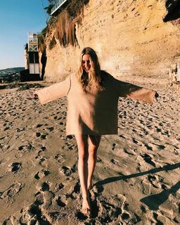 Cassie Randolph feet photo 1