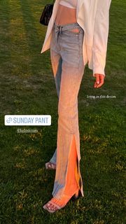 Cassie Randolph feet photo 14