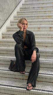 Cassie Randolph feet photo 6