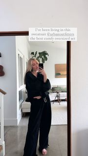 Cassie Randolph feet photo 14