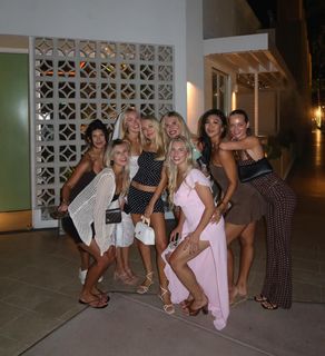 Cassie Randolph feet photo 10