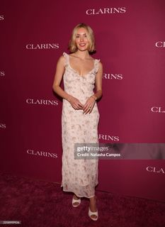 Cassie Randolph feet photo 20