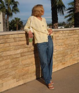 Cassie Randolph feet photo 19