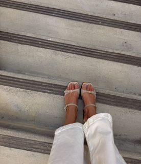 Cassie Randolph feet photo 3
