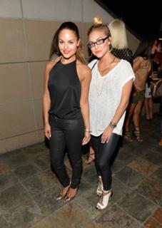 Cassie Scerbo feet photo thumbnail