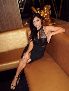 Cassie Scerbo feet photo thumbnail