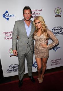 Cassie Scerbo feet photo thumbnail