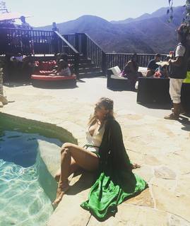 Cassie Scerbo feet photo thumbnail