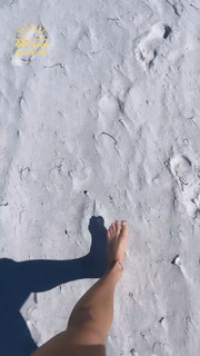 Cassie Scerbo feet photo thumbnail