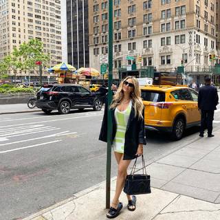 Cassie Scerbo feet photo thumbnail