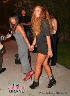 Cassie Ventura feet photo thumbnail