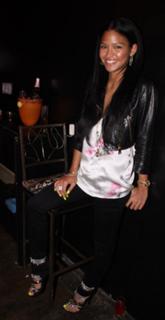 Cassie Ventura feet photo thumbnail