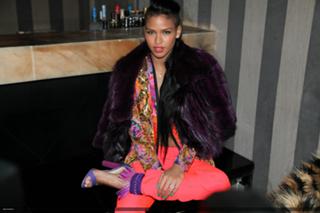 Cassie Ventura feet photo thumbnail