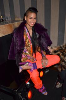 Cassie Ventura feet photo thumbnail