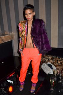 Cassie Ventura feet photo thumbnail