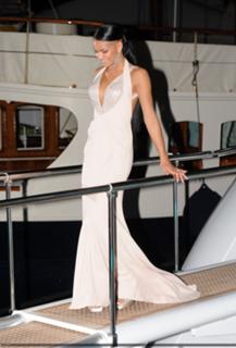 Cassie Ventura feet photo thumbnail