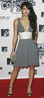 Cassie Ventura feet photo thumbnail