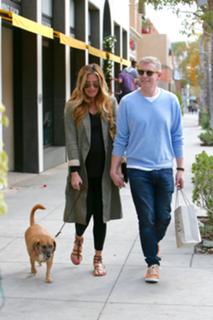 Cat Deeley feet photo thumbnail