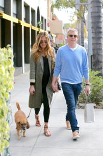 Cat Deeley feet photo thumbnail