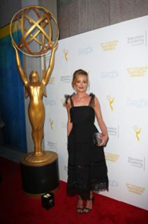 Cat Deeley feet photo thumbnail