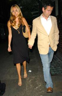 Cat Deeley feet photo thumbnail