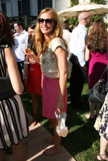Cat Deeley feet photo thumbnail