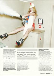 Cat Deeley feet photo thumbnail