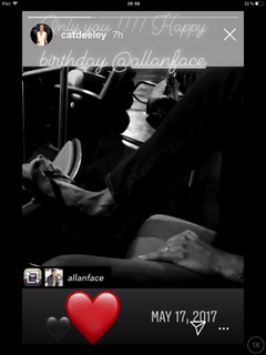 Cat Deeley feet photo thumbnail