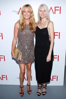 Cat Deeley feet photo thumbnail