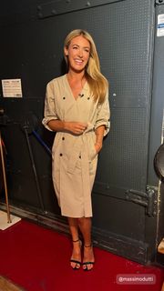 Cat Deeley feet photo thumbnail