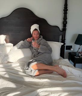Cat Deeley feet photo 3