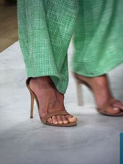 Cat Deeley feet photo 14
