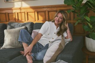 Cat Deeley feet photo 2