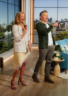 Cat Deeley feet photo 15