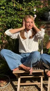 Cat Deeley feet photo 6