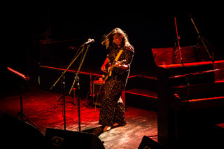 Cat Power feet photo 1