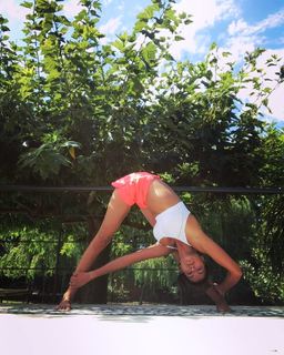Catalina Denis feet photo 16