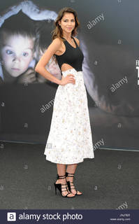 Catalina Denis feet photo 3